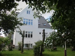 thumbnail: Front of property