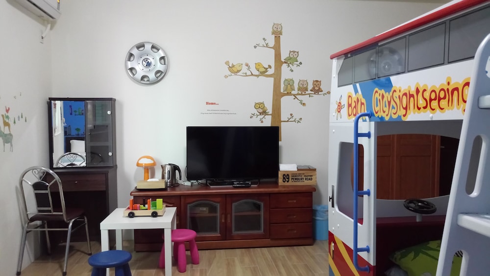 Children's theme room