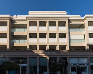 thumbnail: Front of property