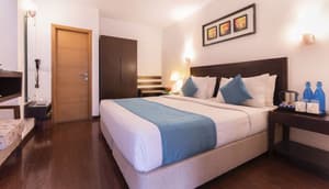 thumbnail: Room