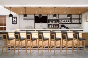 thumbnail: Breakfast area