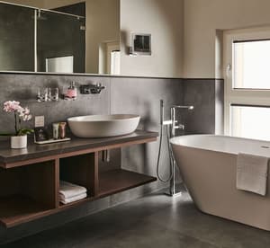 thumbnail: Bathroom