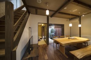 thumbnail: In-room dining