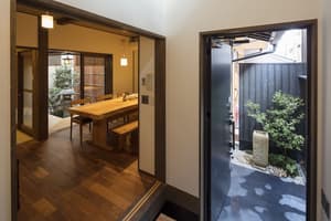 thumbnail: In-room dining