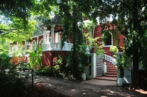thumbnail: Property entrance