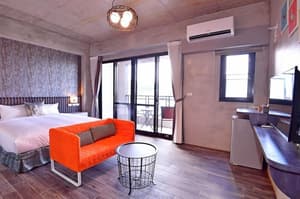 thumbnail: Interior detail