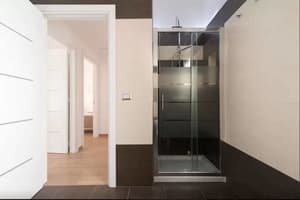 thumbnail: Bathroom shower