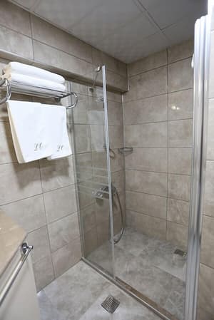thumbnail: Bathroom shower