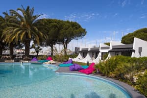 thumbnail: Outdoor pool