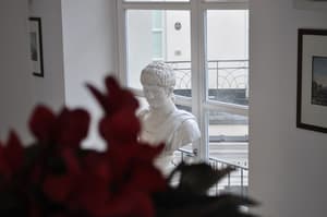 thumbnail: Interior detail