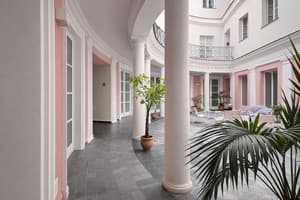 thumbnail: Interior