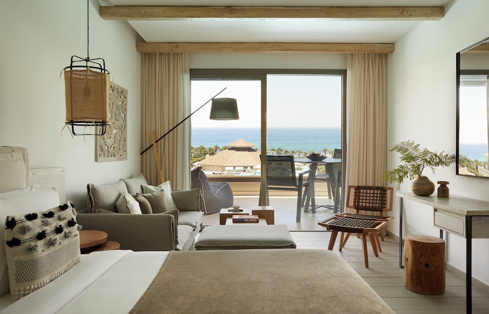 Beach/ocean view