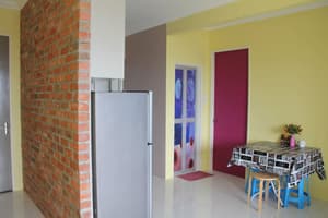 thumbnail: In-room dining