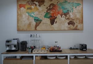 thumbnail: Breakfast area