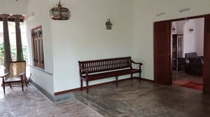 thumbnail: Property entrance