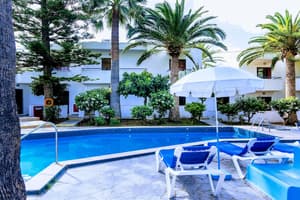 thumbnail: Outdoor pool