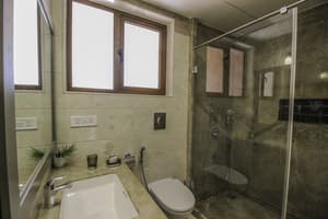 thumbnail: Bathroom