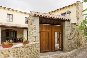 thumbnail: Property entrance