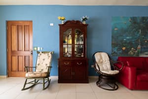 thumbnail: Interior entrance
