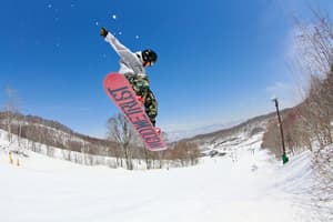 thumbnail: Snowboarding