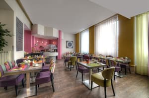 thumbnail: Restaurant