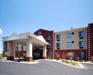 thumbnail: Front of property