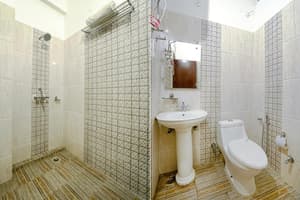 thumbnail: Bathroom