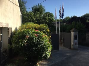 thumbnail: Property entrance