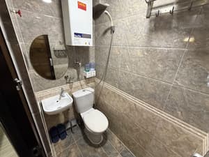 thumbnail: Bathroom shower