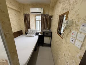 thumbnail: Room