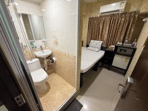 thumbnail: Bathroom