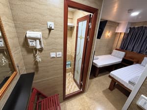thumbnail: Room