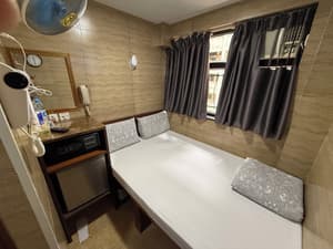 thumbnail: Room