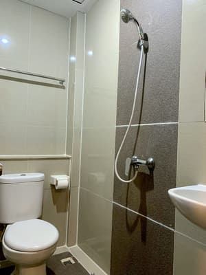 thumbnail: Bathroom