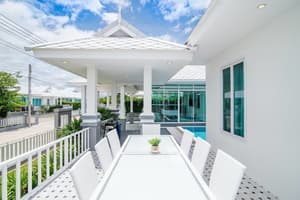 thumbnail: Terrace/patio
