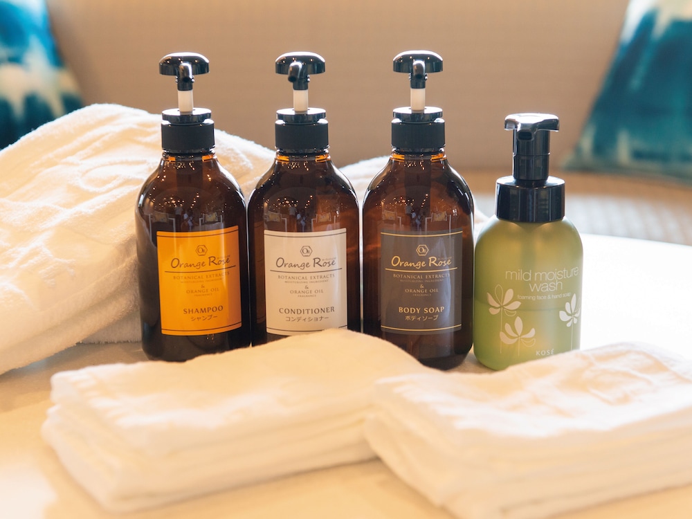 Bathroom amenities