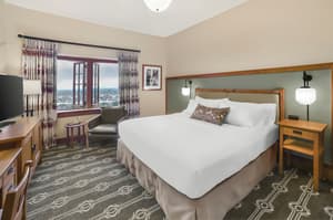 thumbnail: Room service - dining