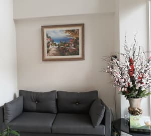 thumbnail: Lobby sitting area
