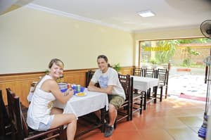 thumbnail: Restaurant