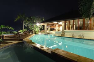 thumbnail: Outdoor pool