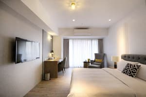 thumbnail: Room