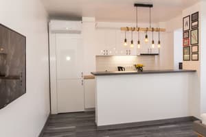 thumbnail: Interior detail