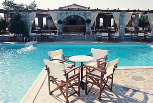 thumbnail: Outdoor pool