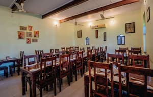 thumbnail: Restaurant
