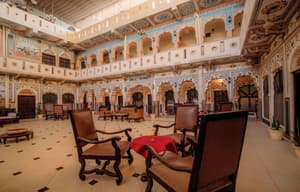 thumbnail: Interior