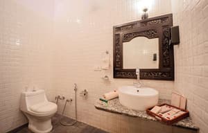 thumbnail: Bathroom