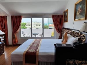 thumbnail: Room