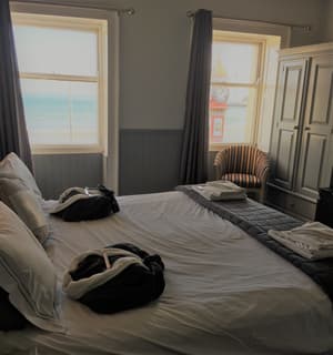 thumbnail: Room