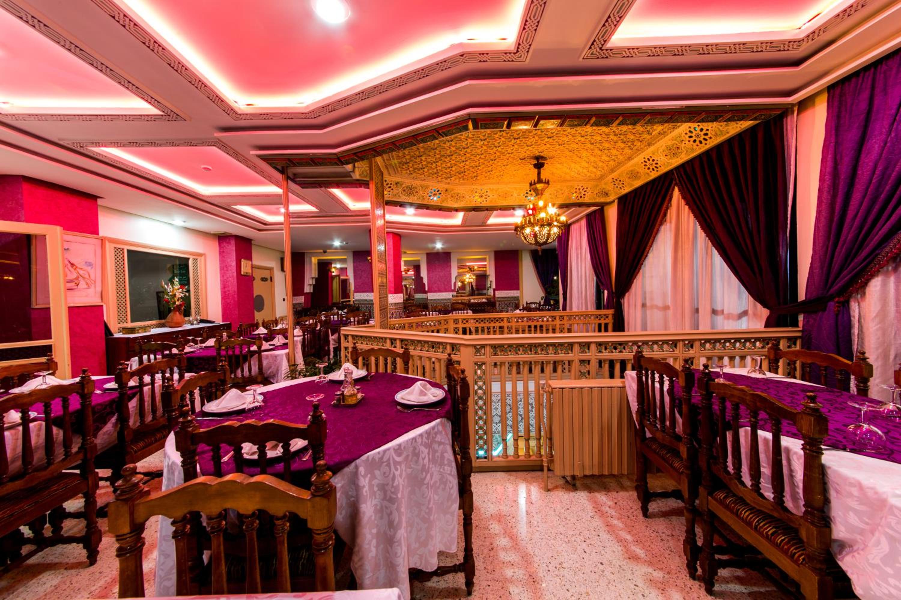 Restaurant-cafeteria