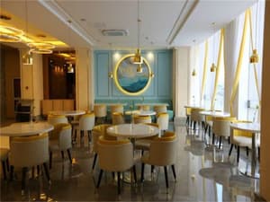 thumbnail: Restaurant
